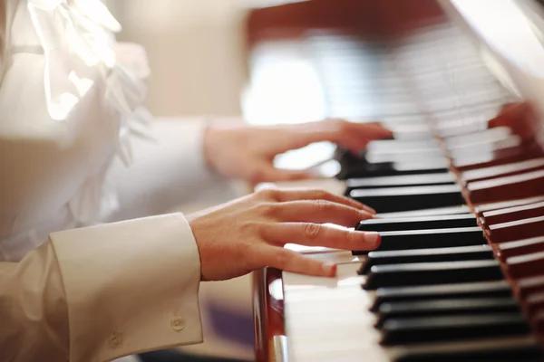 Elevate Your Music Journey With Piano Lessons